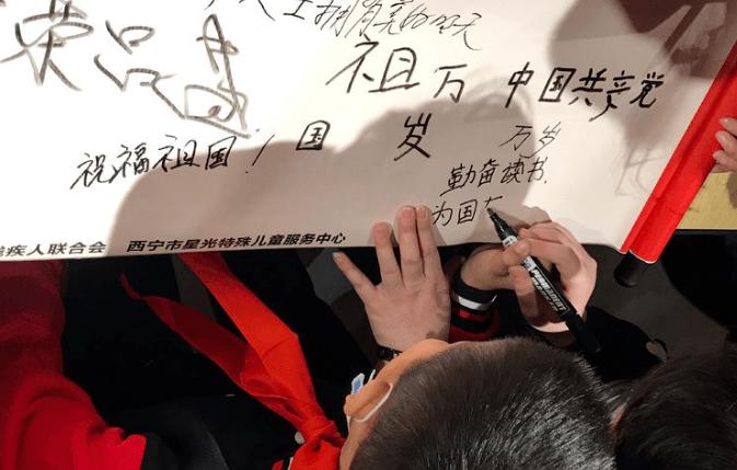 LOL：tabe开启直播主动承担世界赛责任